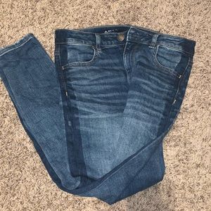 American Eagle Super High Rise Jegging